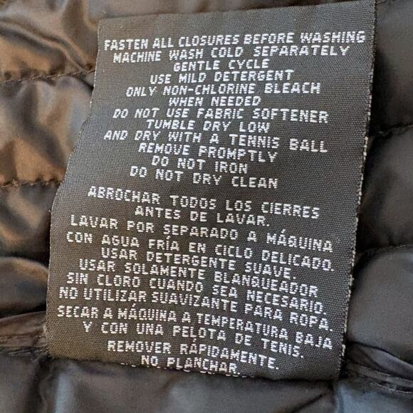 32 Degrees Gray Black Puffer Vest - Medium - Pockets, Outdoor Transitionsl - Picture 6 of 9